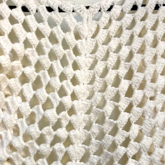 Boho Handmade Crochet Shells Shawl, White w/Tassles  Loose XL - Picture 3 of 4